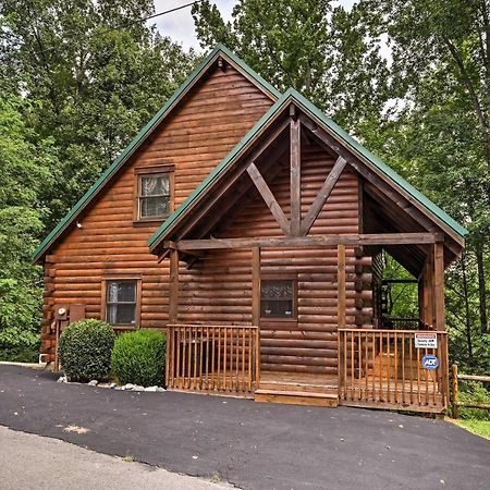 Pigeon Forge Cabin With Hot Tub, Grill And Pool Table! Βίλα Sevierville Εξωτερικό φωτογραφία