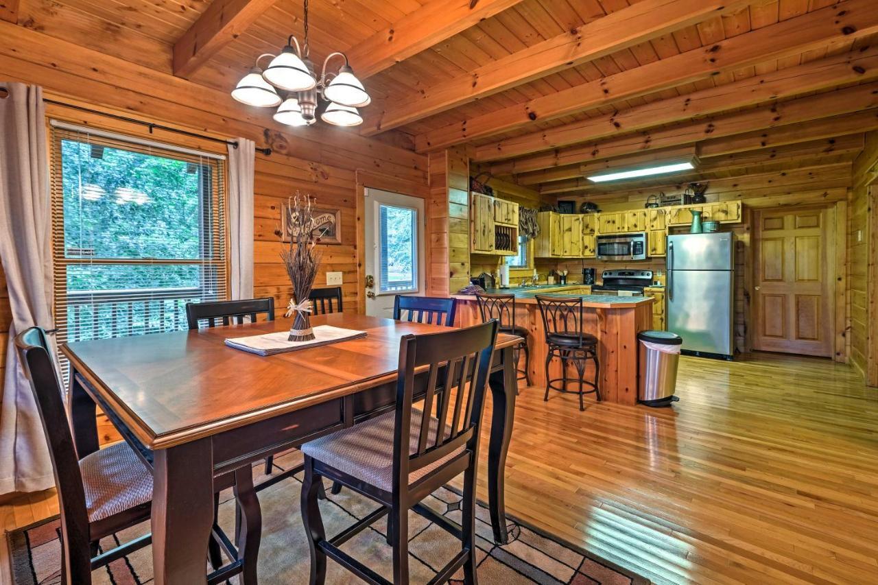 Pigeon Forge Cabin With Hot Tub, Grill And Pool Table! Βίλα Sevierville Εξωτερικό φωτογραφία