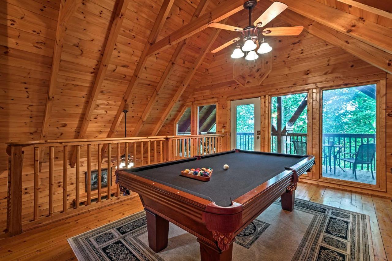 Pigeon Forge Cabin With Hot Tub, Grill And Pool Table! Βίλα Sevierville Εξωτερικό φωτογραφία