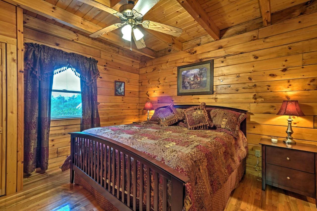 Pigeon Forge Cabin With Hot Tub, Grill And Pool Table! Βίλα Sevierville Εξωτερικό φωτογραφία